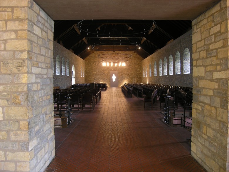 Die Aula regia in der rekonstruierten Pfalz Heinrichs II., Foto: Burgemeister