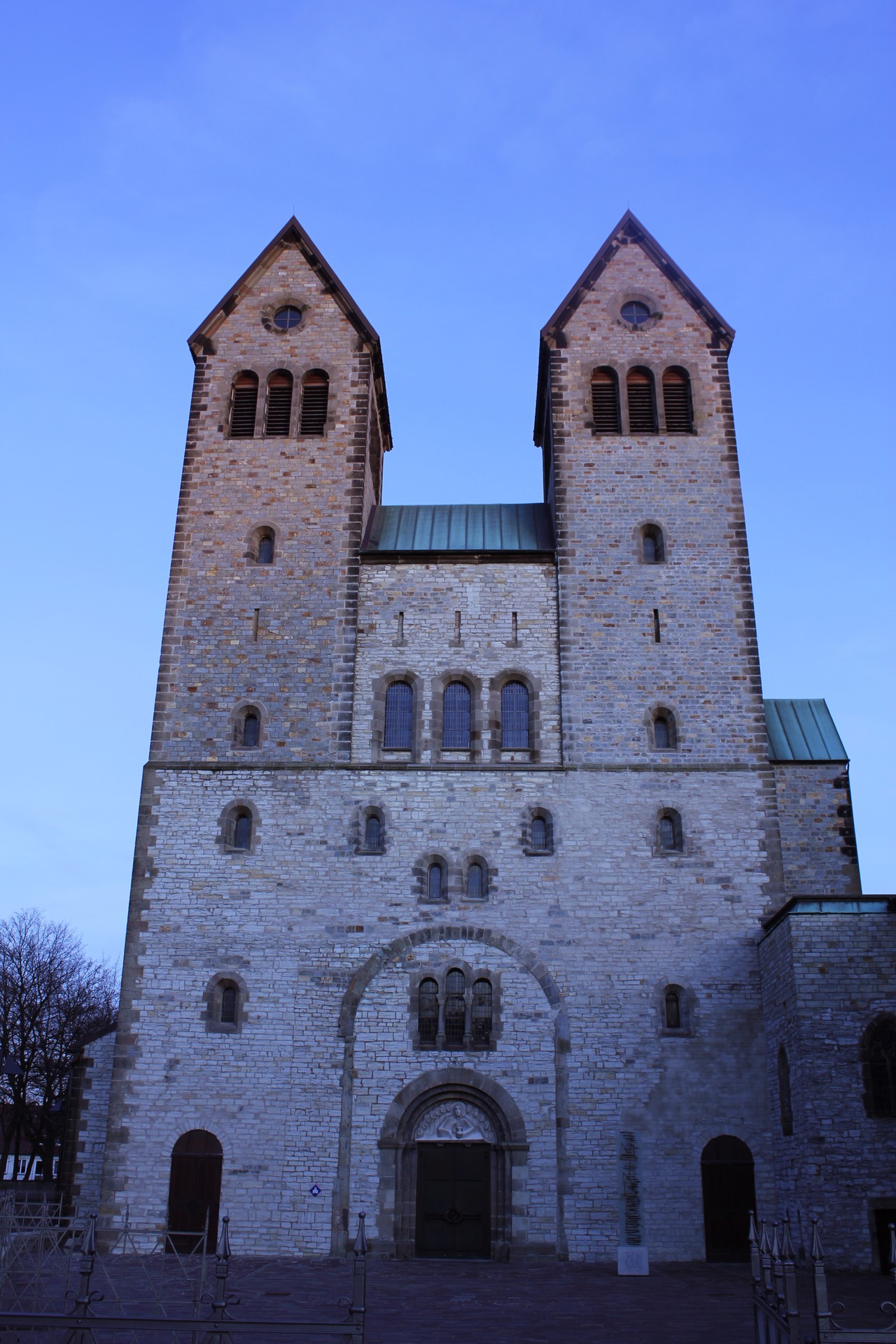 Die Abdinghofkirche, Foto: LWL/C. Pluschke