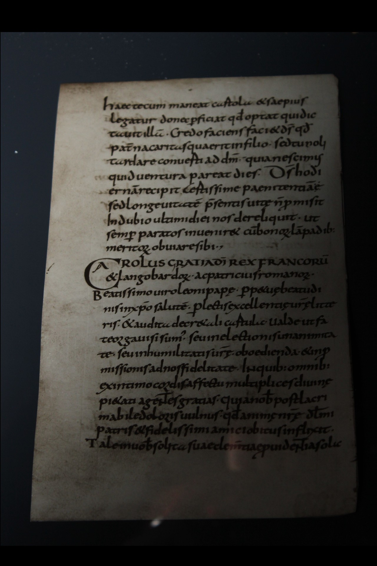 Brief Karls des Großen an Papst Leo III. in karolingischer Minuskel, 796, zeitgenössische Abschrift. Wien, Österreichische Nationalbibliothek, Cod. 808. fol. 205v. – 207v. (Foto: LWL/Frerichs)