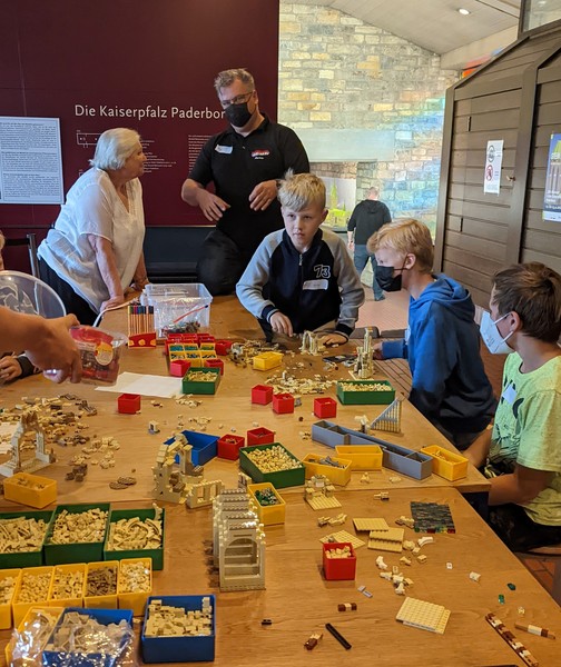 Kindergeburtstag in der Sonderausstellung (Foto: LWL/Karl)