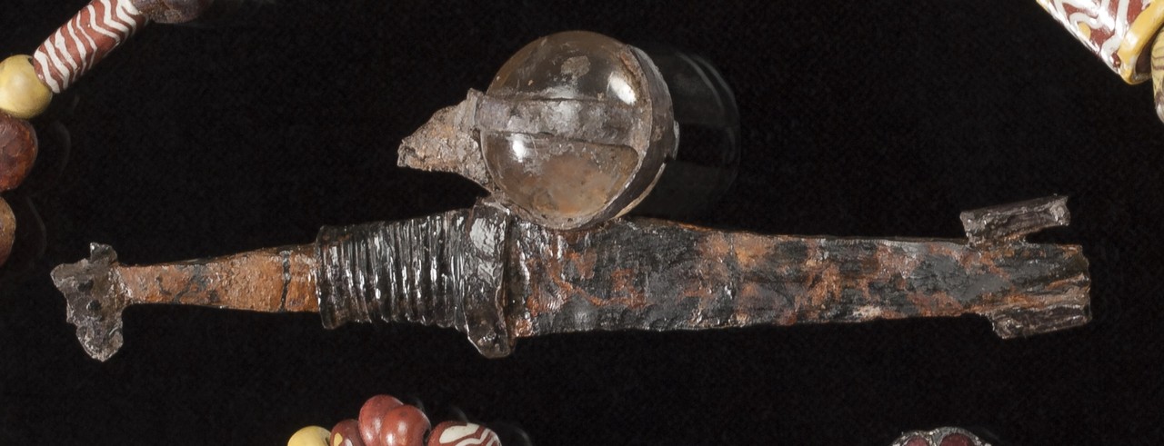 Messer mit Bergkristall aus Emse-Bremen (Foto: Brentführer/ LWL)