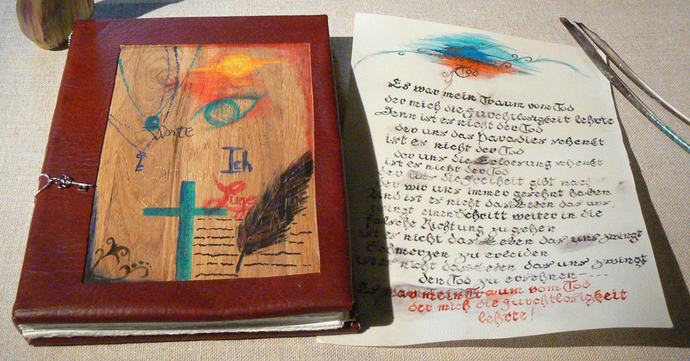 Von Schülern selbst gestaltete Seite in Anlehnung an eine mittelalterliche Handschrift.
