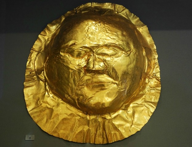 Goldmaske aus Schachtgrab von Mykene  © Badisches Landesmuseum